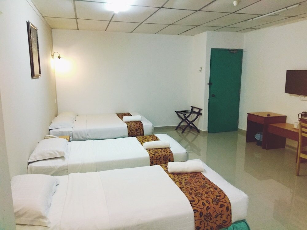 Фото Hotel K. T. Mutiara