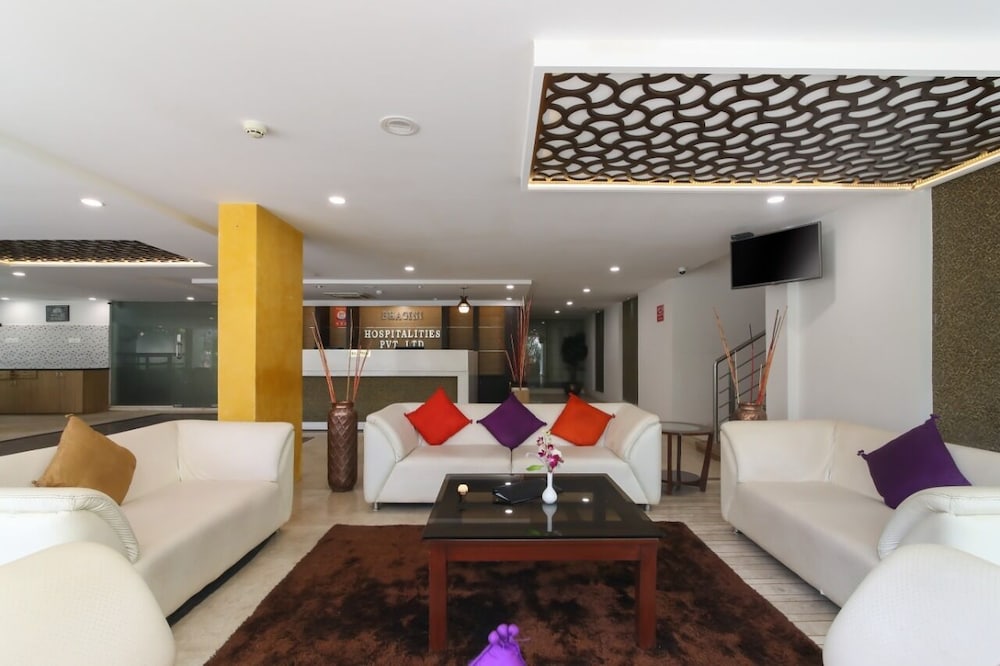 Фото Icon Suites by Bhagini