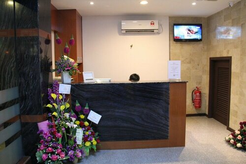 Гостиница Kl Hotel в Бандар-Лабуане