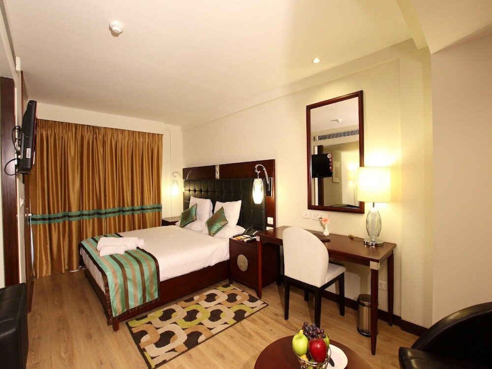 Фото The Corporate