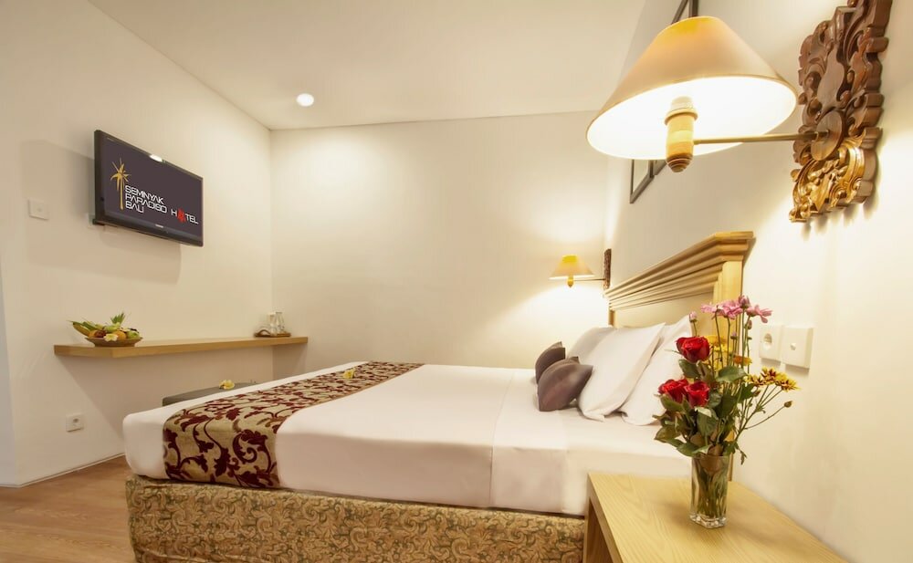 Фото Seminyak Paradiso Hotel