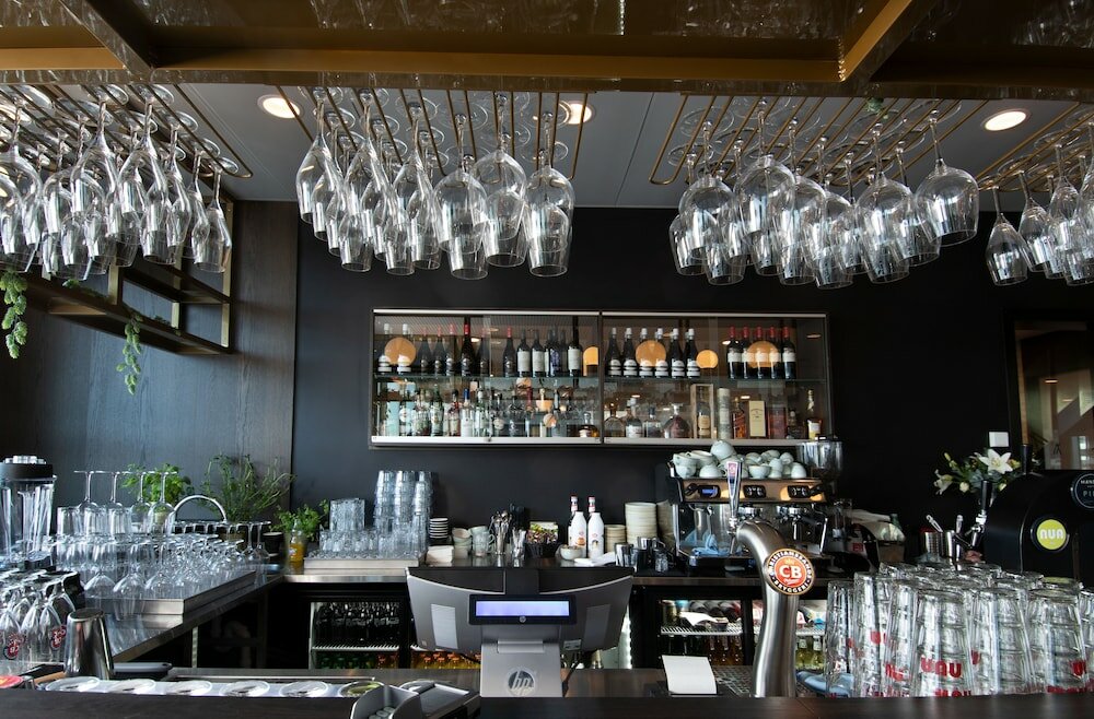 Фото Mandal Hotel