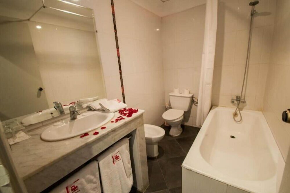 Фото Hotel De La Paix