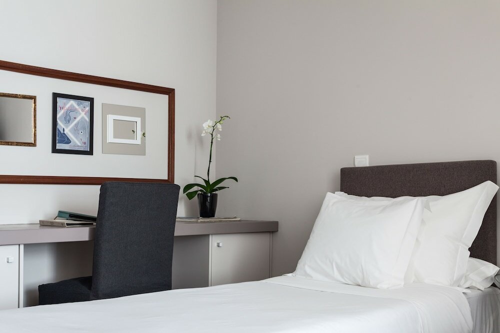 Фото B The Guest Downtown