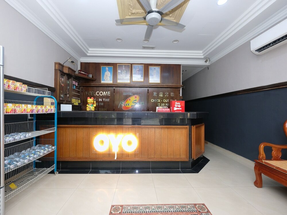 Фото Oyo 1190 Nice Stay Hotel