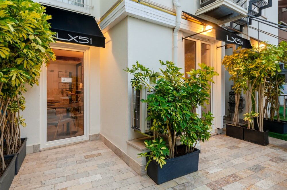 Фото Lx51 Studios & Suites Lisbon Center