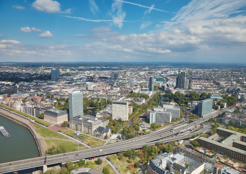 Фото Living Hotel Düsseldorf