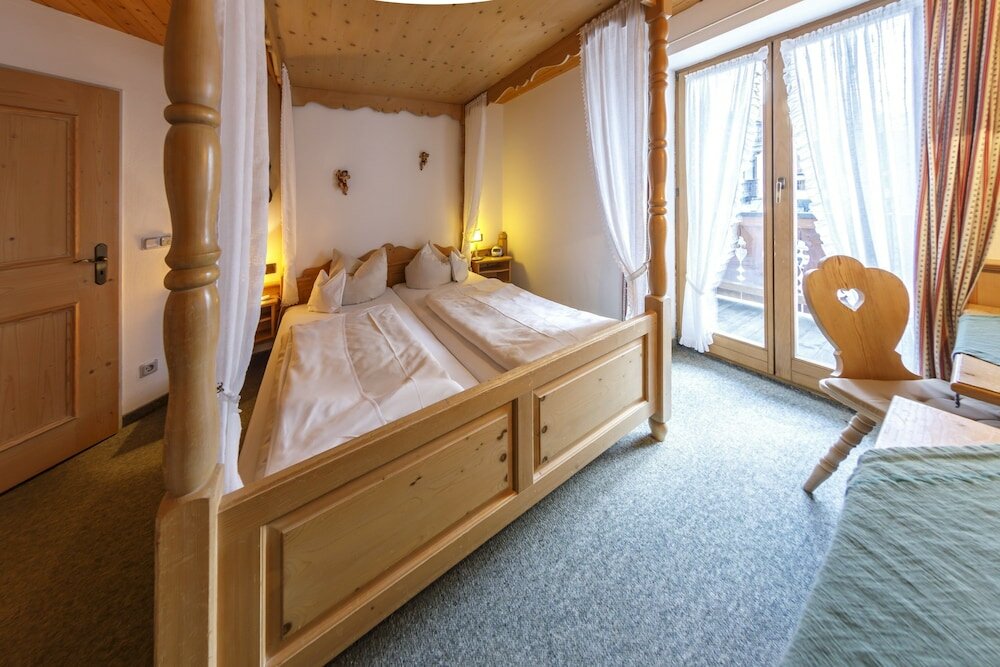 Фото Hotel & Gasthof Fraundorfer