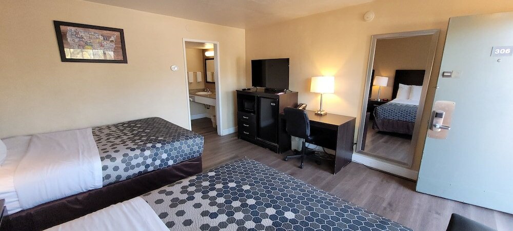 Фото Econo Lodge Sacramento Convention Center