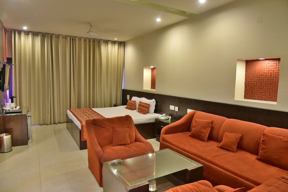 Фото Jullundur Hotel