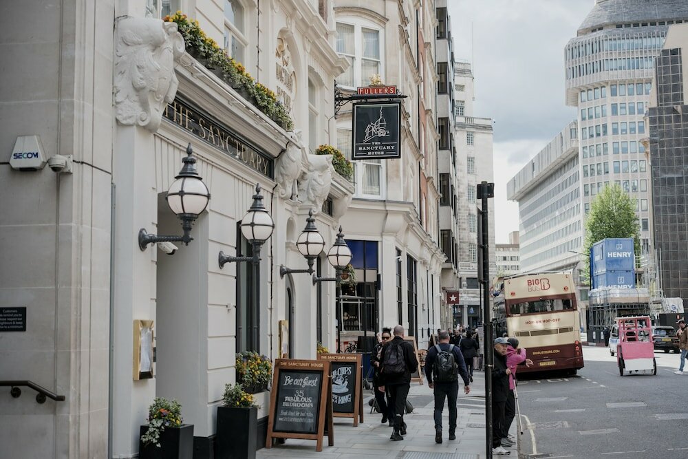 Фото The Sanctuary House Hotel