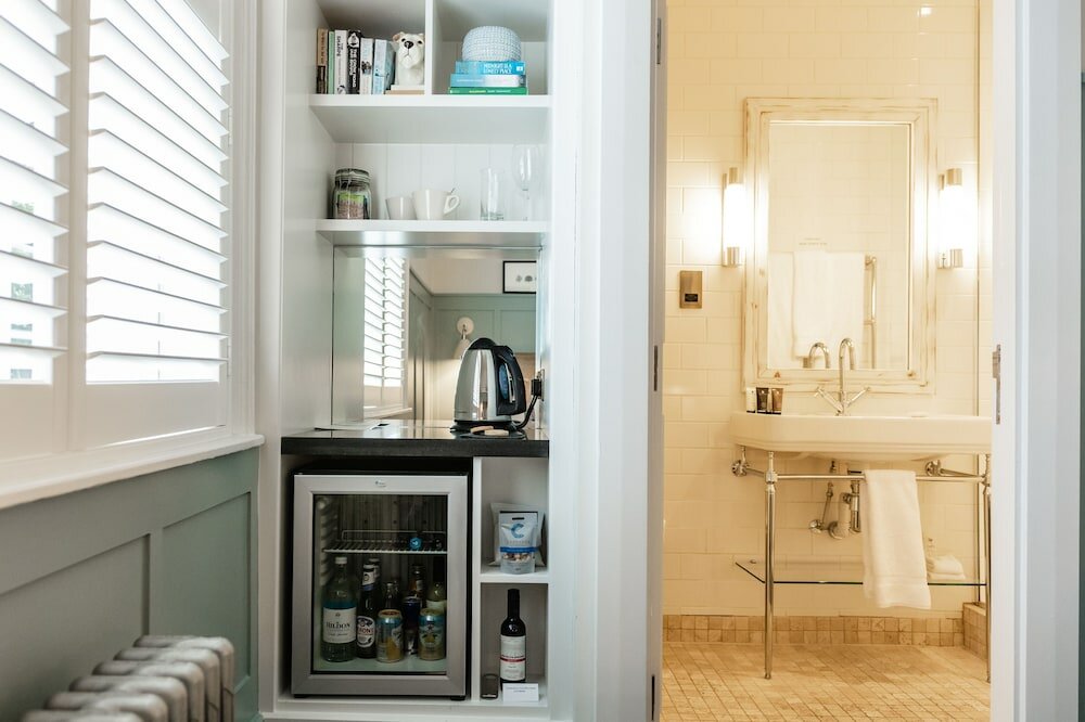 Фото Didsbury House Hotel