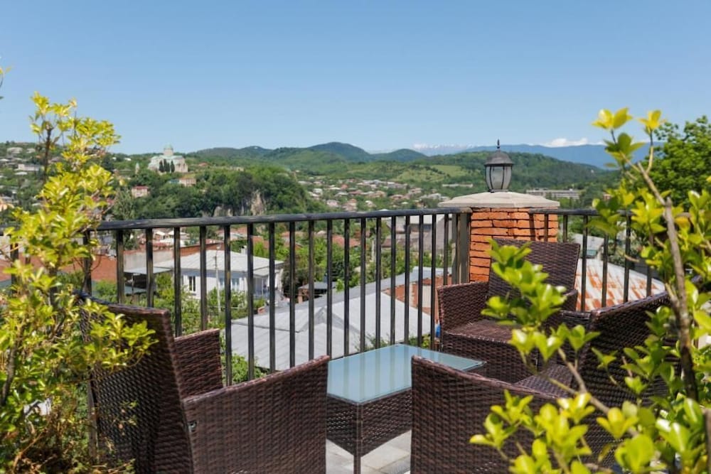 Фото Hotel Terrace Kutaisi