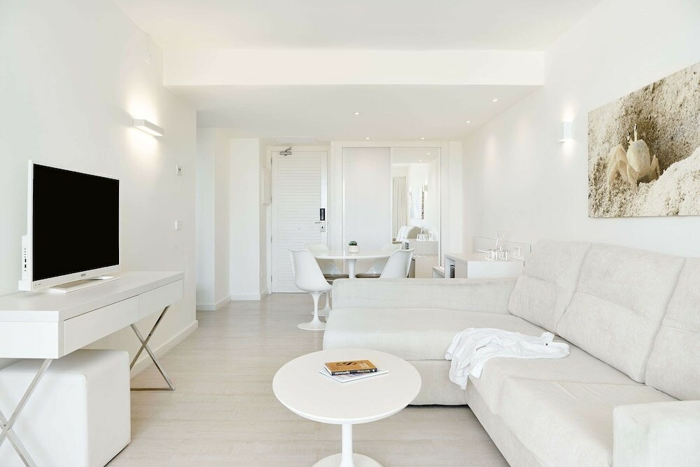 Фото Iberostar Waves Cristina