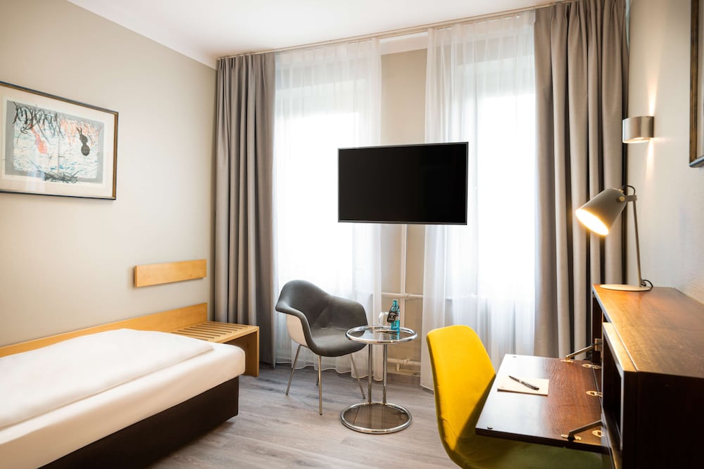 Фото Elaya Hotel Hannover City