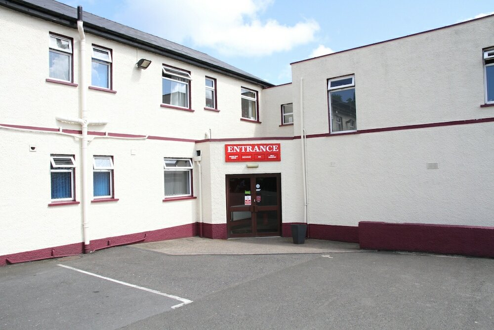 Фото 5 Corners Guest Inn