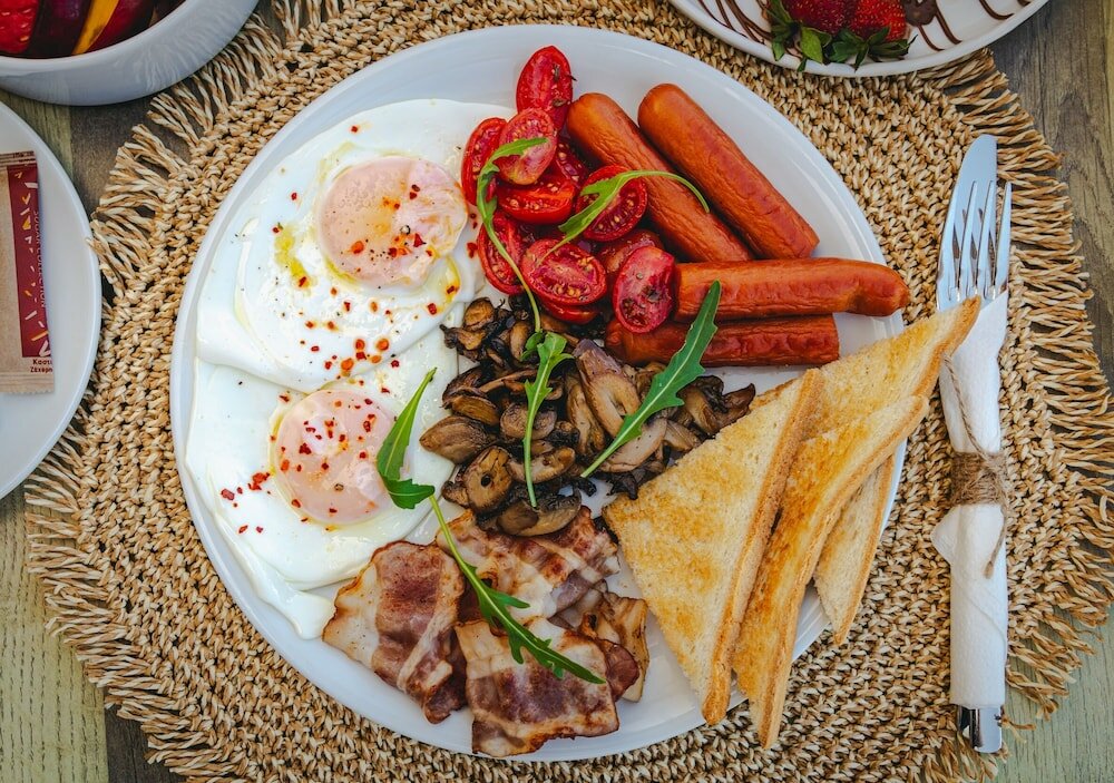 Фото White Canvas Boutique Studios