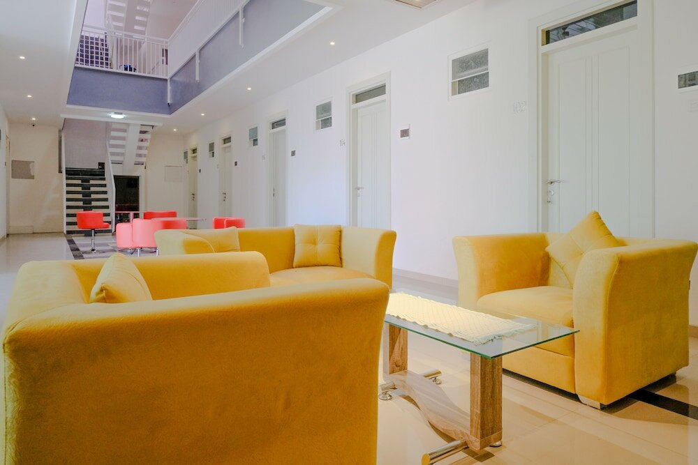 Фото Oyo 1665 Aurila Homestay Syariah