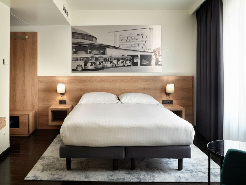 Фото Park Inn by Radisson Luxembourg City