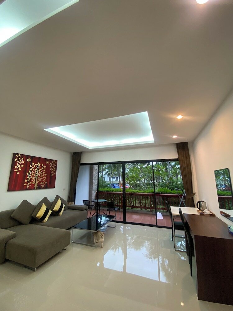 Фото Rawai Grand House