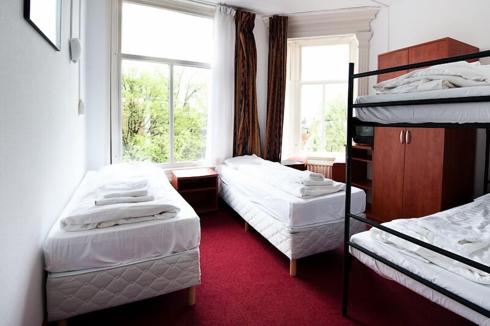 Фото Amsterdam Inn Hotel