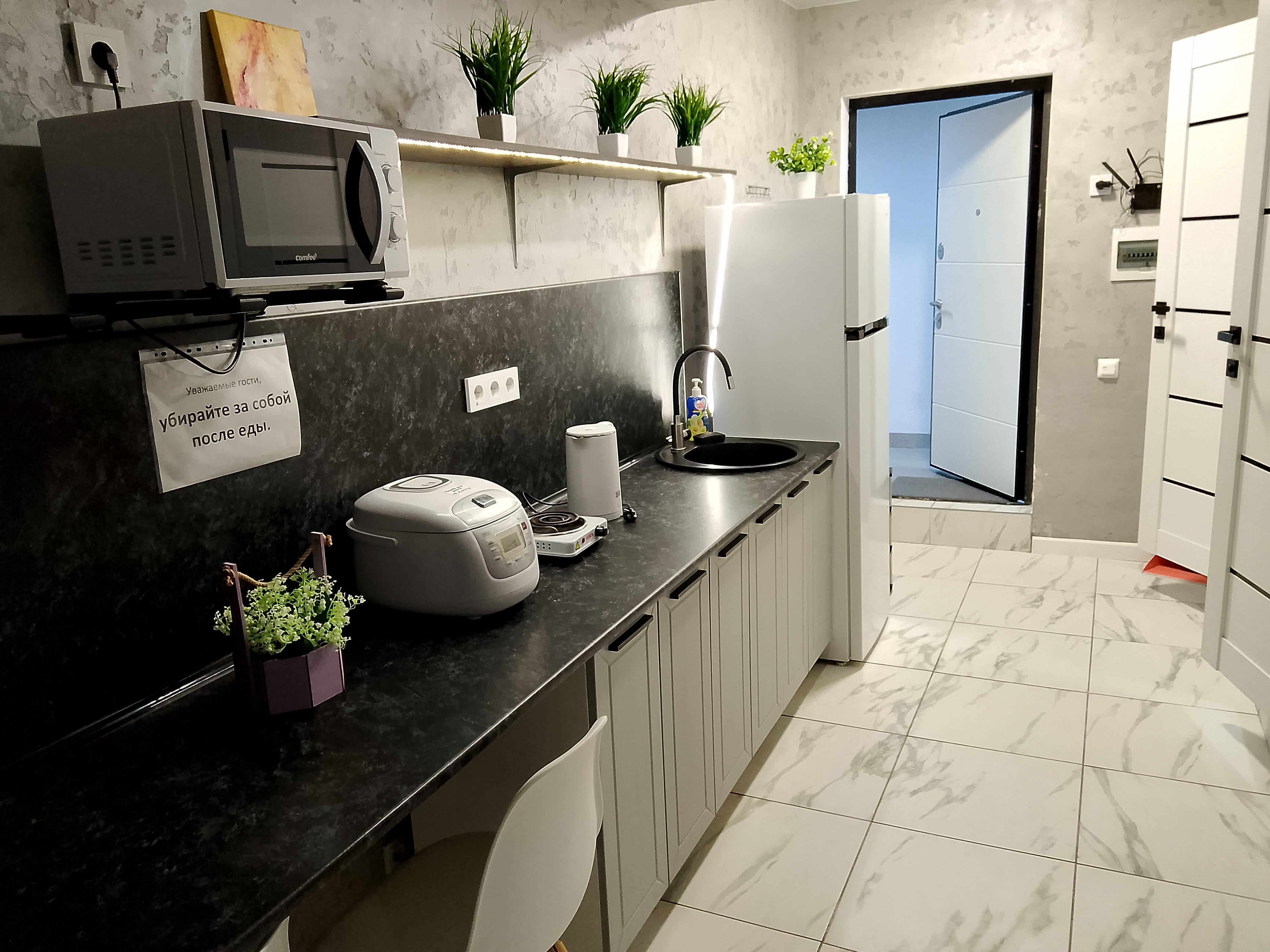 Фото Компас-комнаты у моря