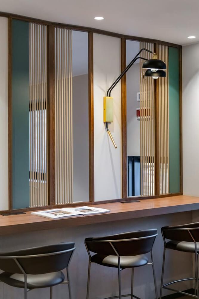 Фото Hotel Canada