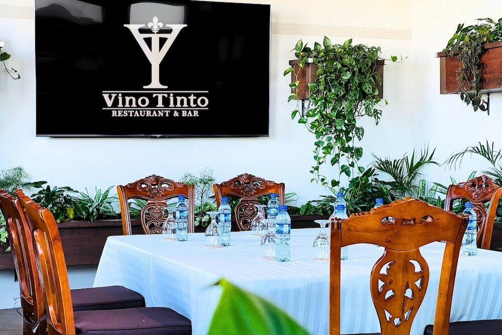 Фото Golden Bay Belize Hotel