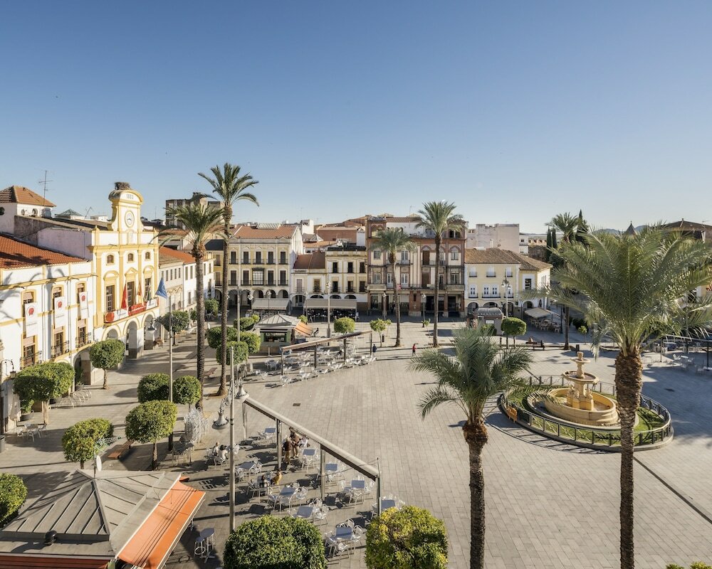 Фото Hotel Ilunion Mérida Palace