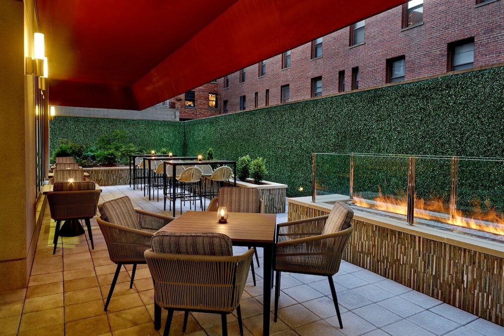 Фото Courtyard by Marriott Washington, DC/Foggy Bottom