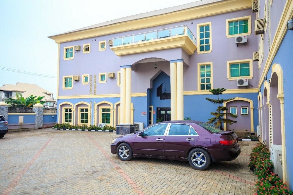 Фото отеля 1