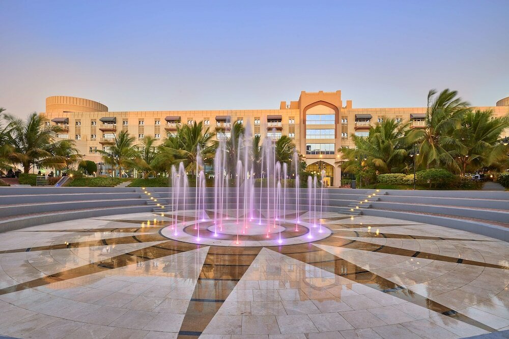 Фото Salalah Gardens Hotel