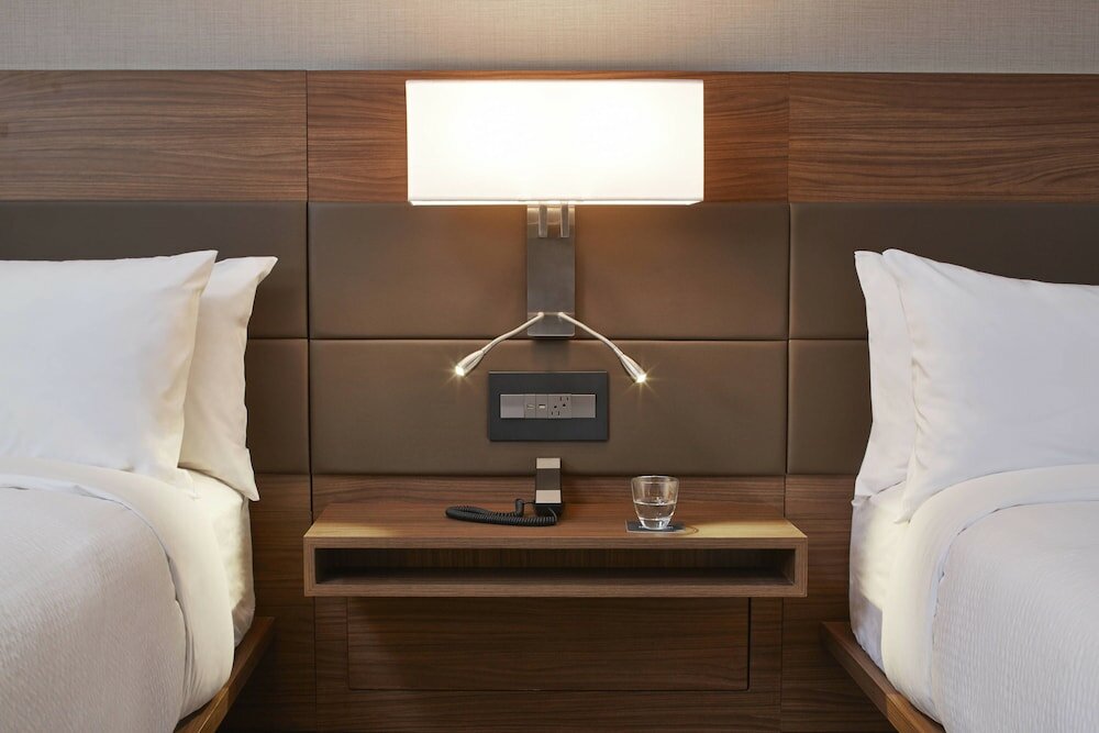 Фото Ac Hotel by Marriott Minneapolis Downtown