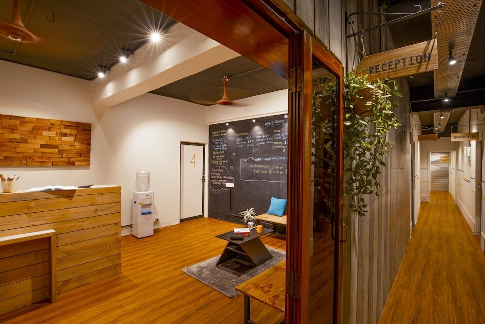 Фото Locomo Hostel - Mumbai