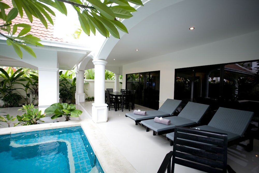 Фото Palm Grove Resort