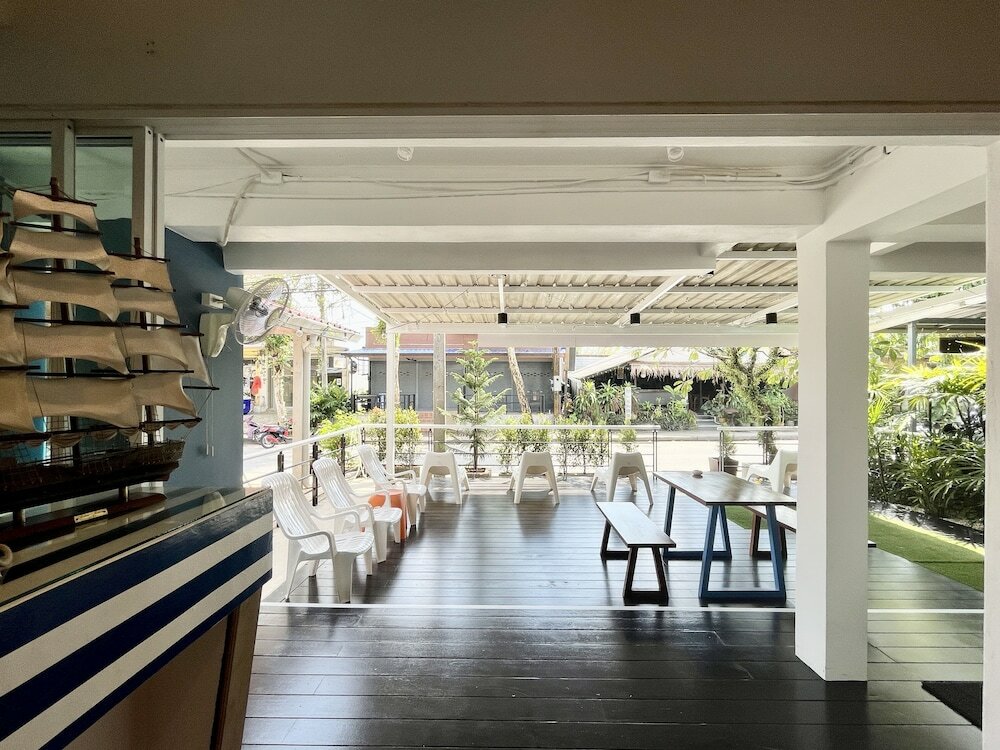 Фото Nautical Home Bed & Breakfast Khaolak