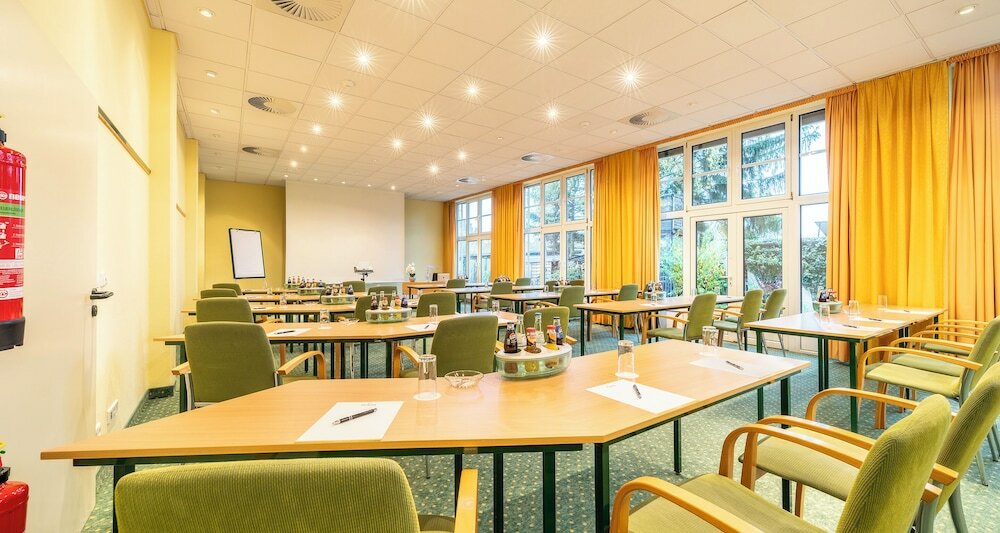 Фото Amber Hotel Chemnitz Park