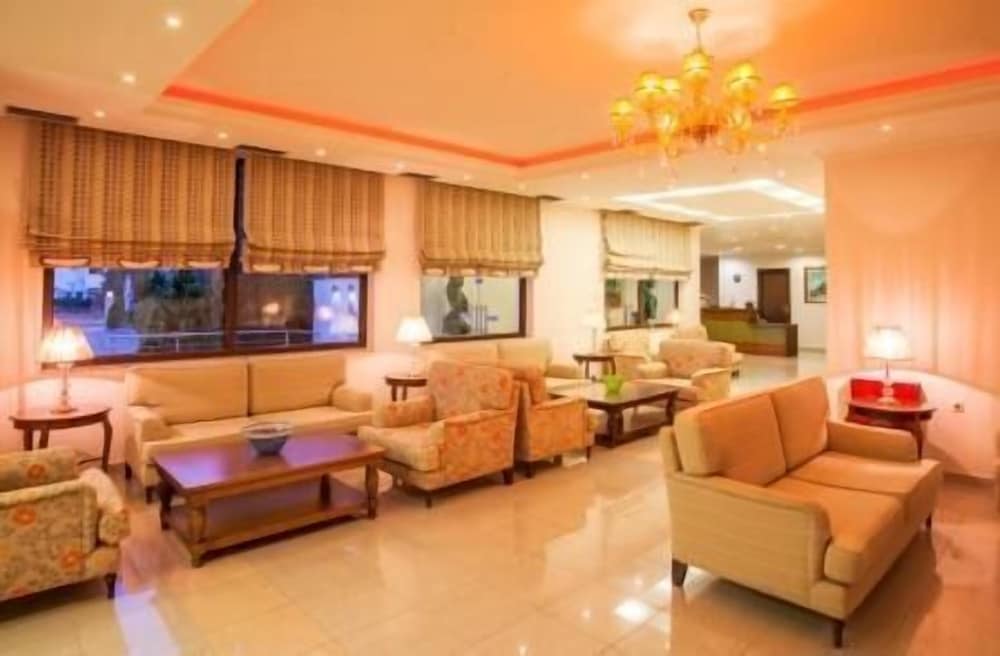 Фото Kyniska Hotel