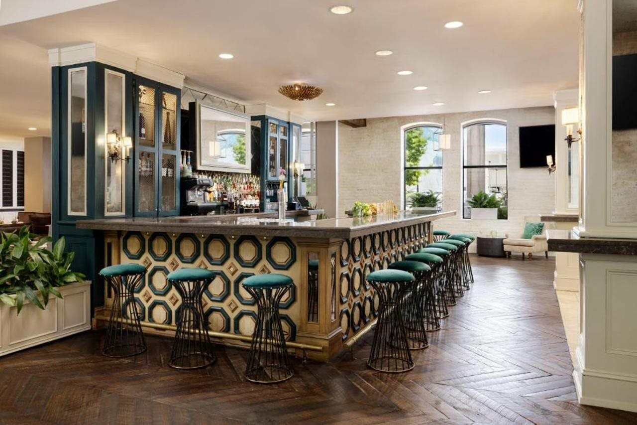 Фото Omni Riverfront Hotel