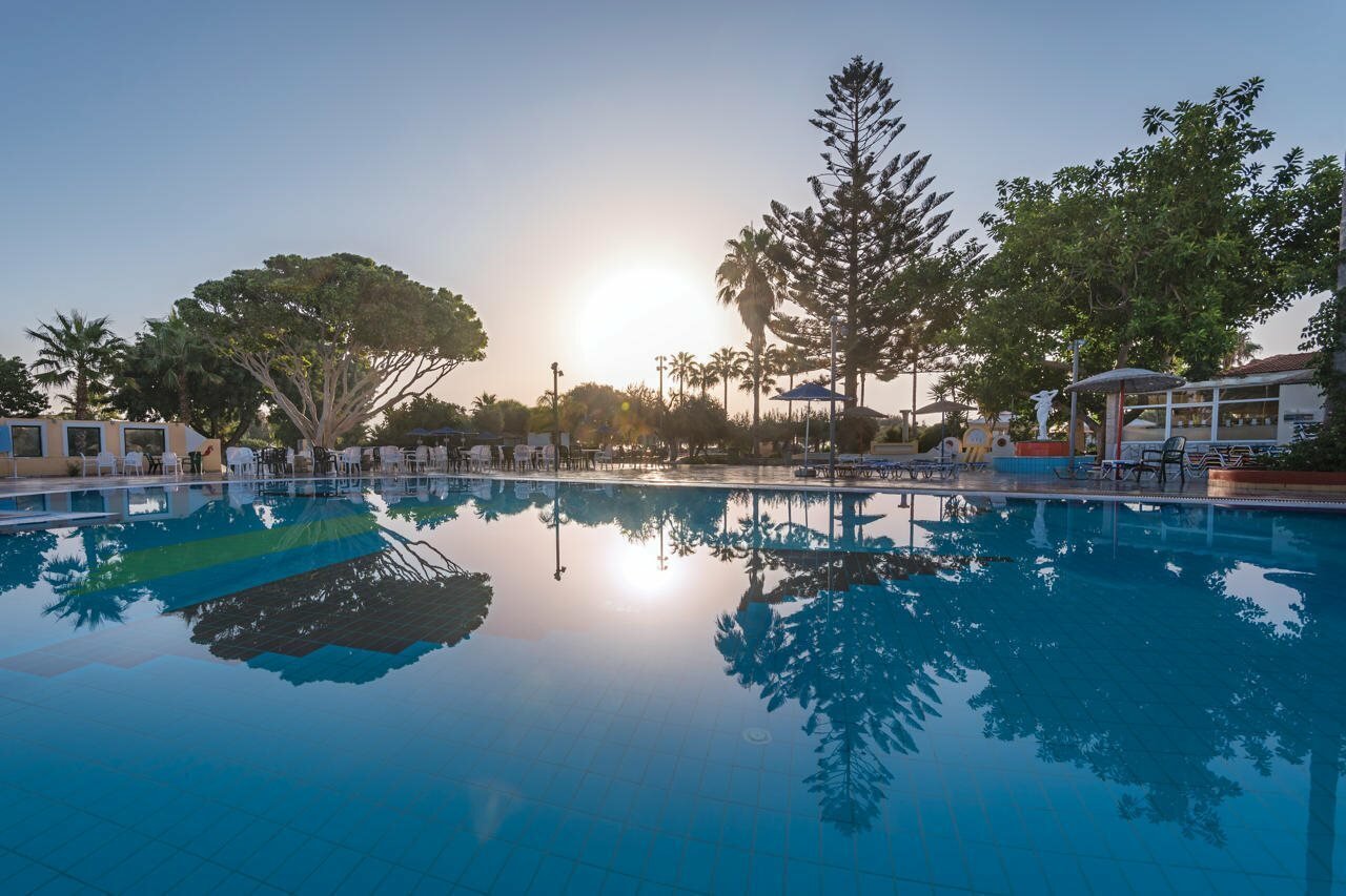 Фото Atlantis Hotel