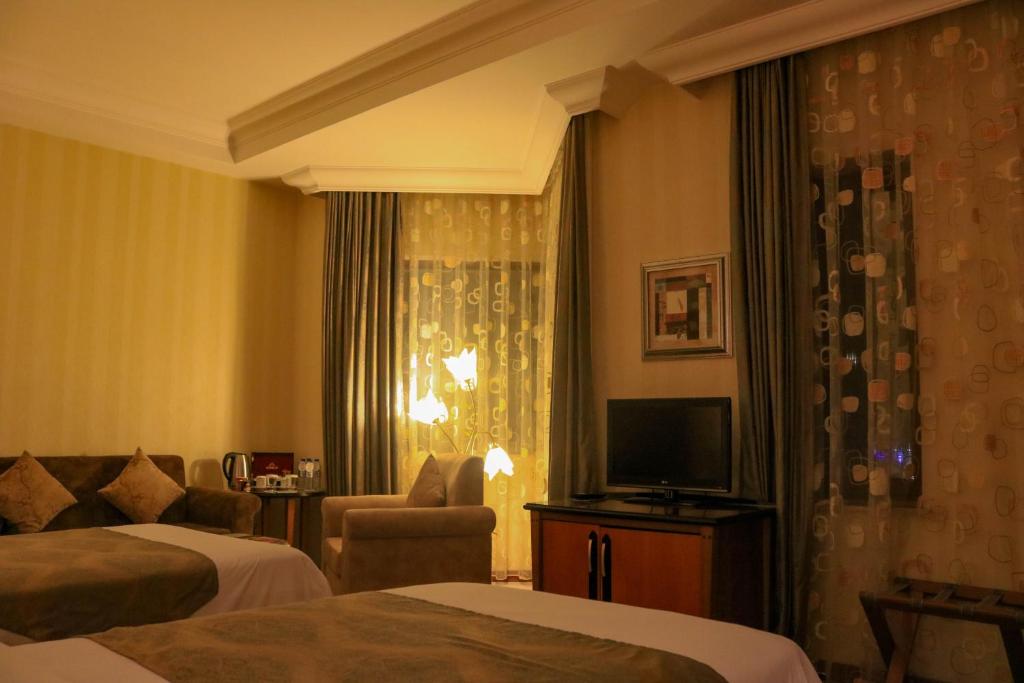 Фото Grand Hotel Europe