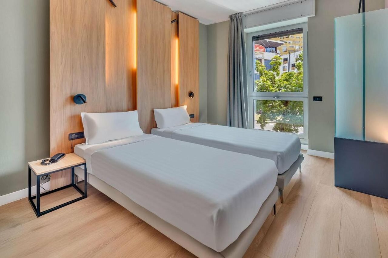 Фото B&b Hotel Milano Portello