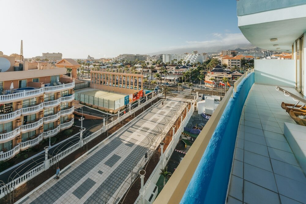 Фото Mediterranean Palace