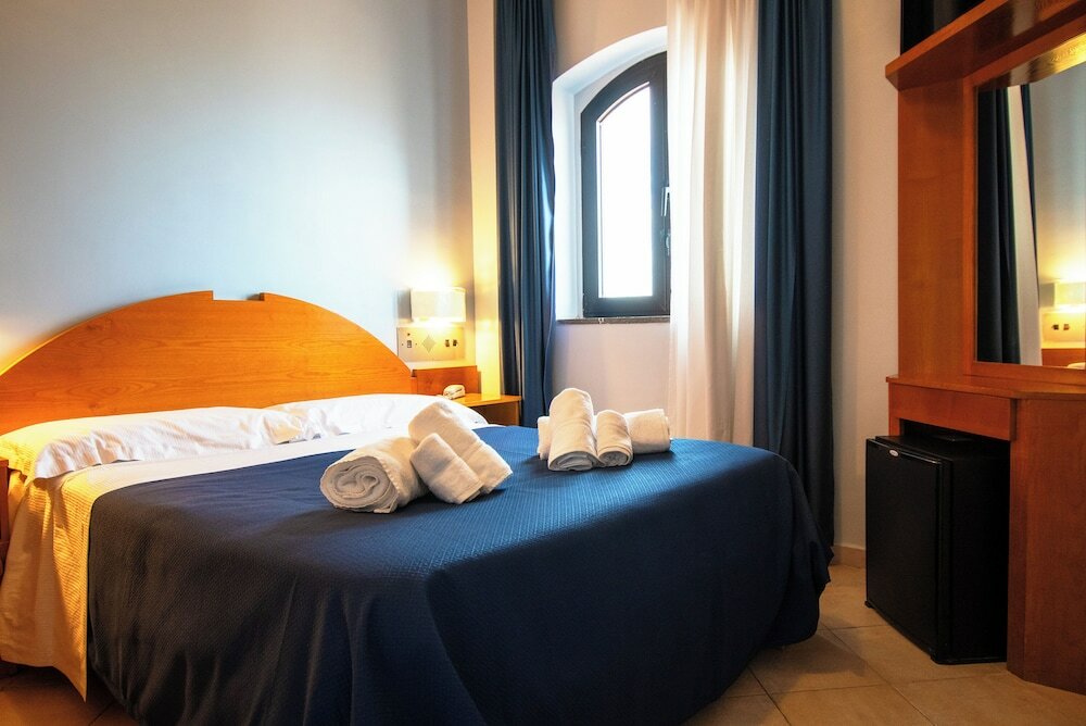 Фото Bajamar Beach Hotel