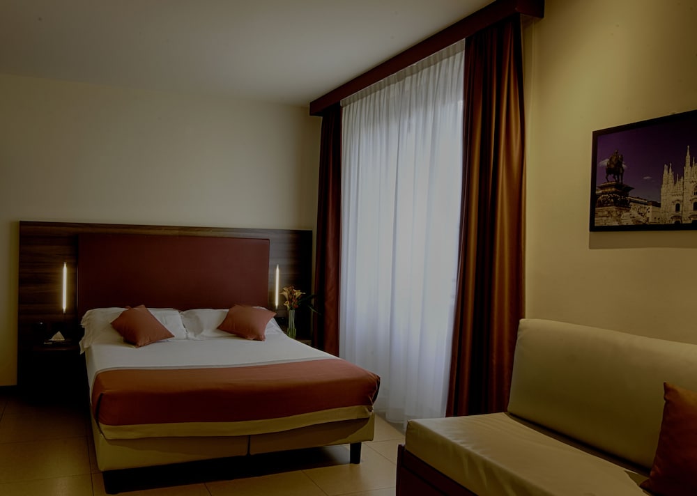 Фото Duomo Hotel & Apartments