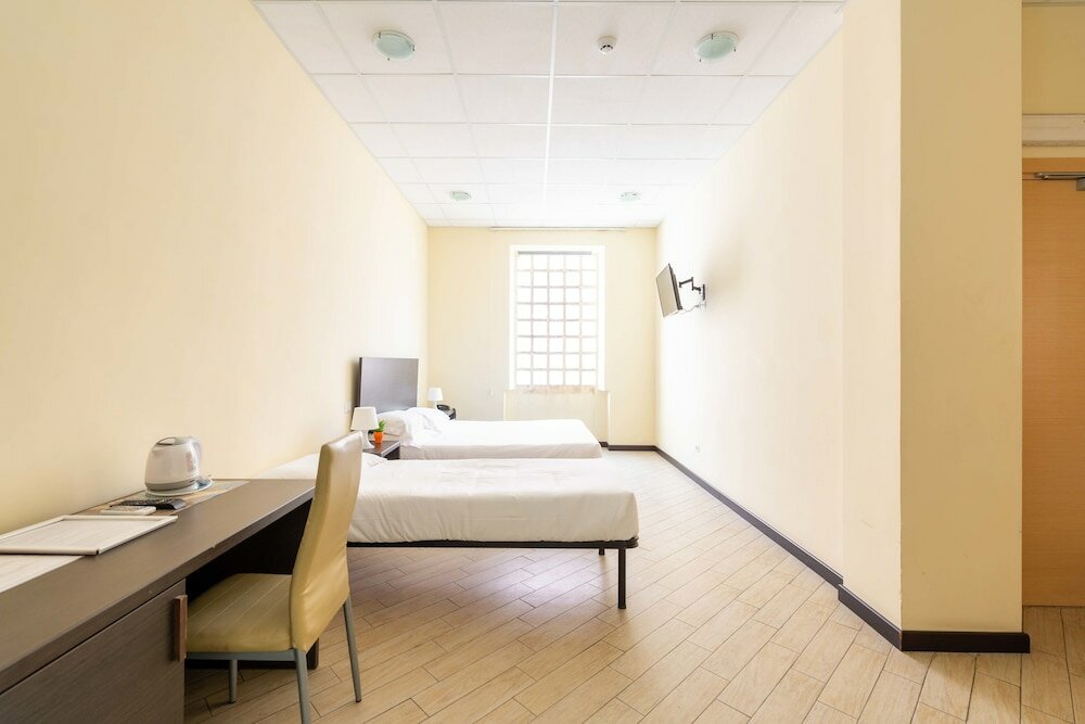 Фото Hotel Central Lodge