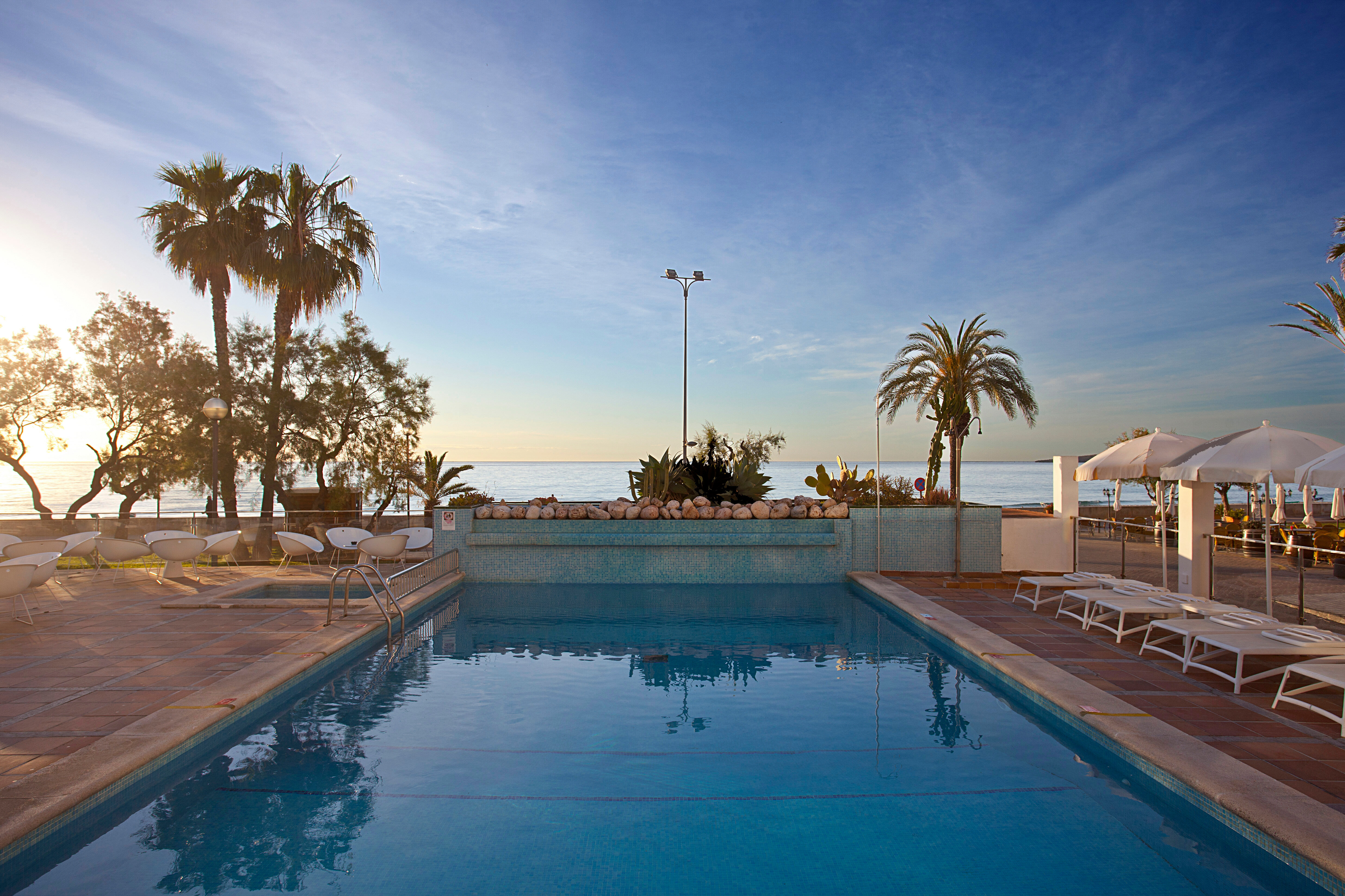 Фото Hotel Anba Romani