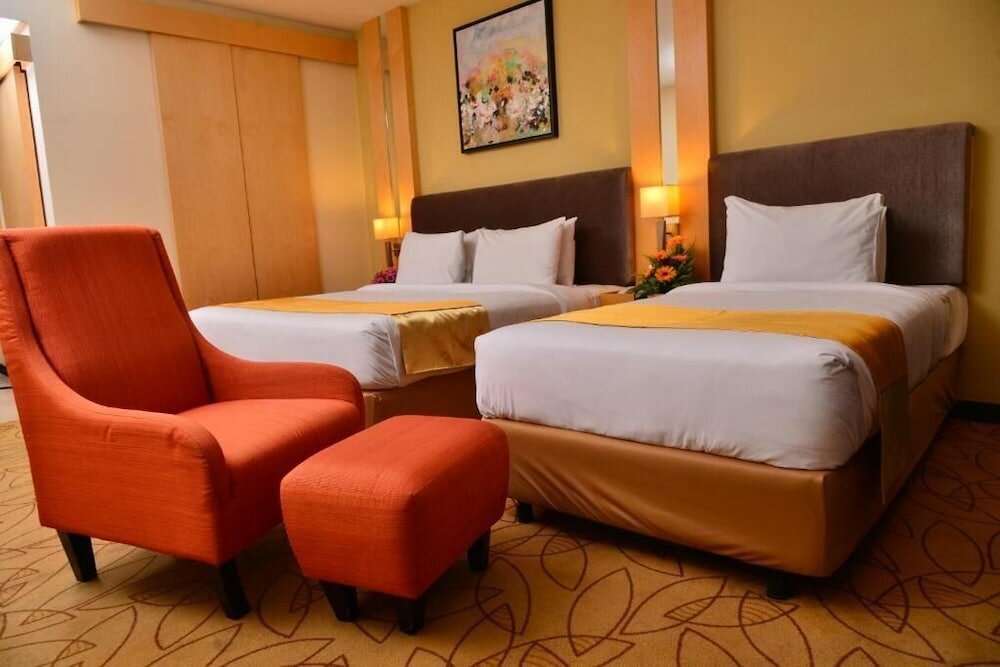 Фото Metro Hotel