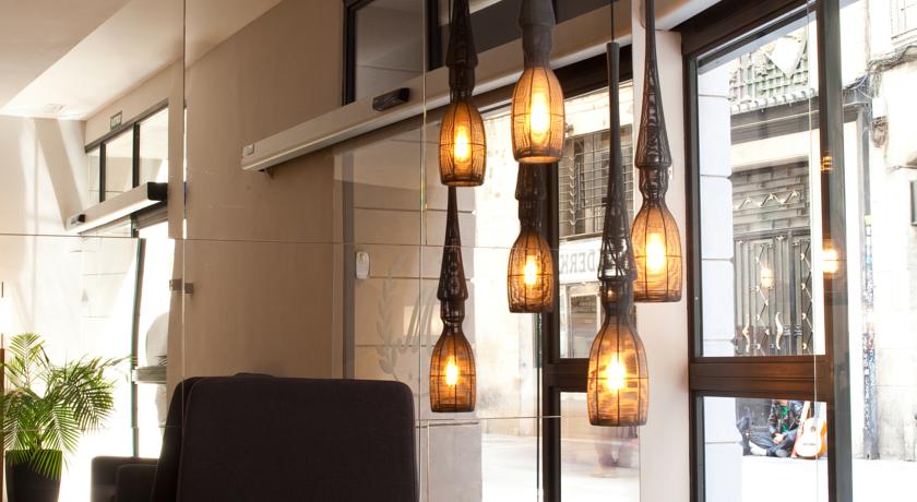 Фото May Ramblas Barcelona