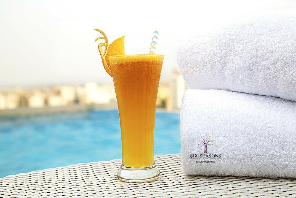 Фото Отель Six Seasons